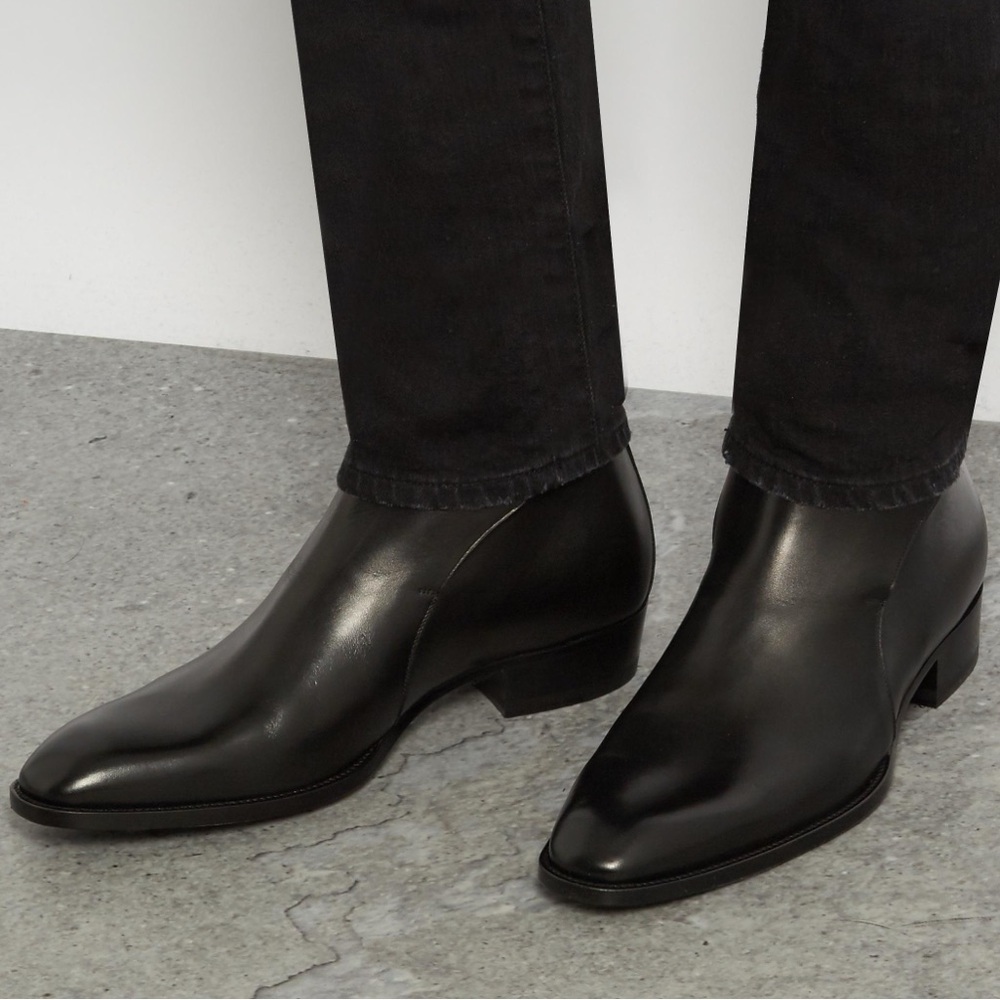 Saint Laurent Elegant Black Oxfords